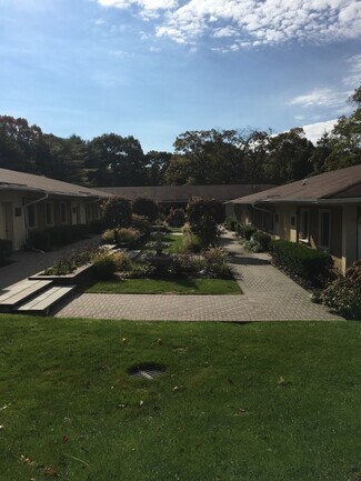 Plus de détails pour 248-260 Middle Country Rd, Selden, NY - Bureau/Médical à louer