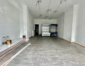 62-62B Bargates, Christchurch à louer Photo intérieure– Image 1 sur 1