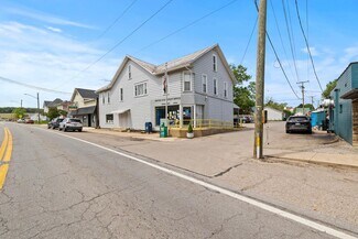 Plus de détails pour 23359 Coshocton Rd, Howard, OH - Local commercial à vendre