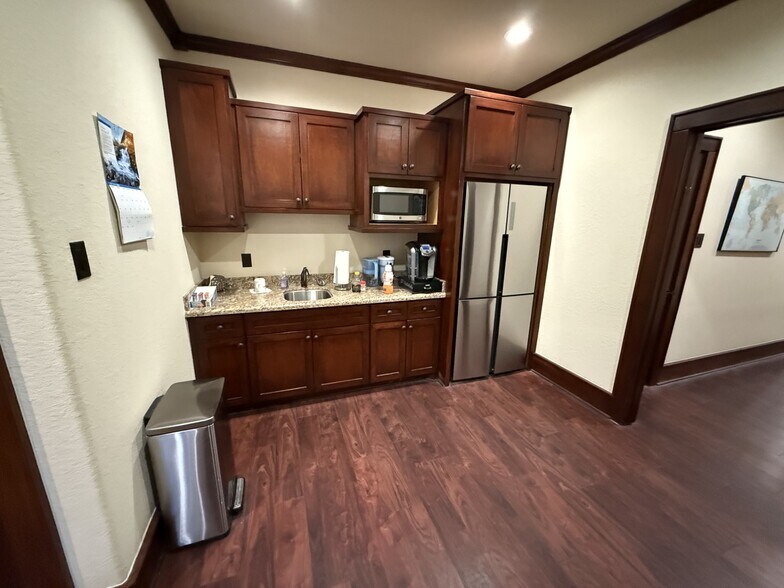 8152 Spring Cypress Rd, Spring, TX à vendre - Photo de l’immeuble – Image 3 sur 23