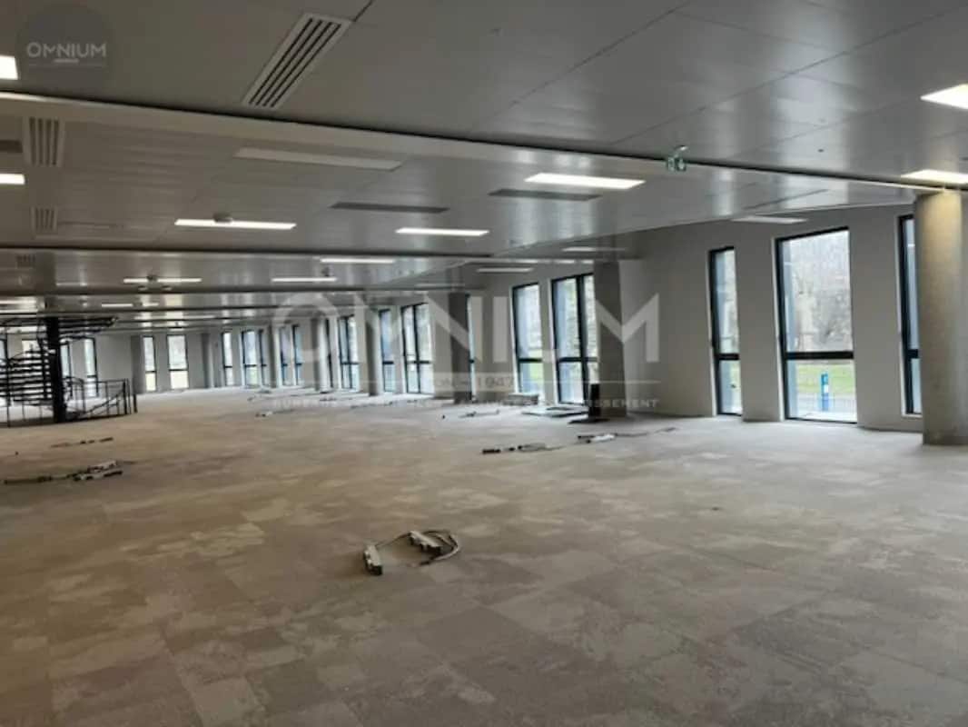 Bureau dans Limonest à louer Photo intérieure– Image 1 sur 7