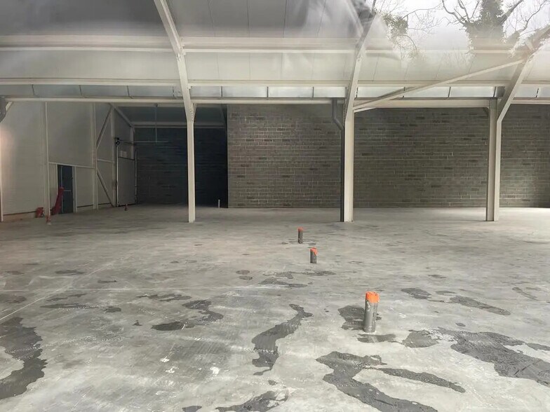 Industriel/Logistique dans Honfleur à louer - Photo intérieure – Image 3 sur 6