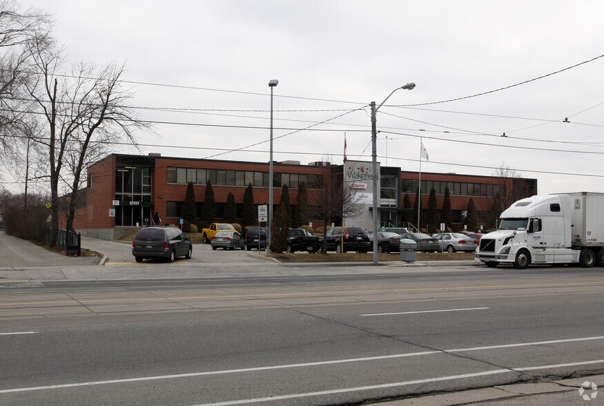 3620 Lake Shore Blvd W, Toronto, ON à louer - Photo de l’immeuble – Image 3 sur 4
