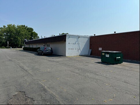 691 Highway 33, Hamilton, NJ à louer - Photo de l’immeuble – Image 3 sur 9