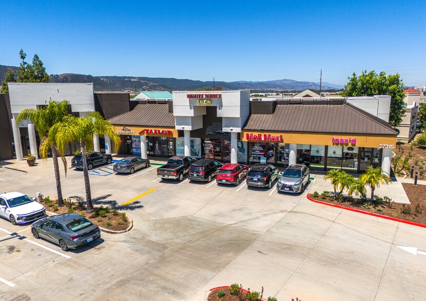 27315 Jefferson Ave, Temecula, CA à louer - Photo de l’immeuble – Image 2 sur 3