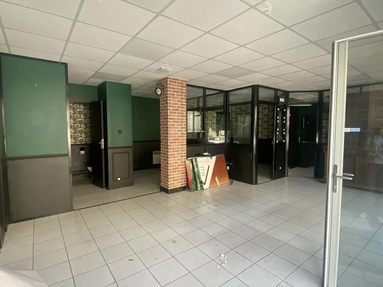 Local commercial dans Caen à louer - Photo de l’immeuble – Image 2 sur 12