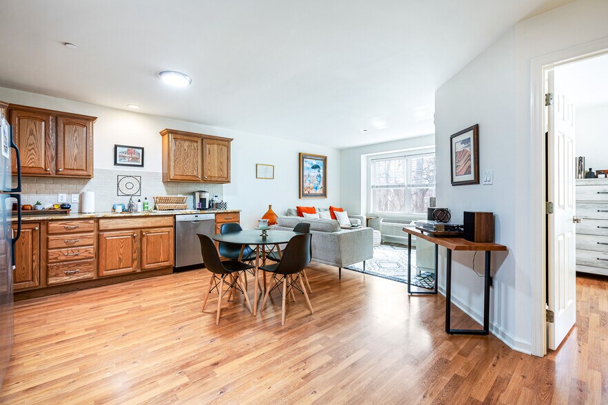 4 Centennial Ave, Cranford, NJ à vendre - Photo de l’immeuble – Image 3 sur 19