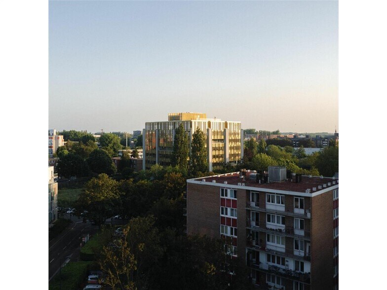 6 Rue Des Techniques, Villeneuve-d'Ascq à louer - Photo de l’immeuble – Image 2 sur 16