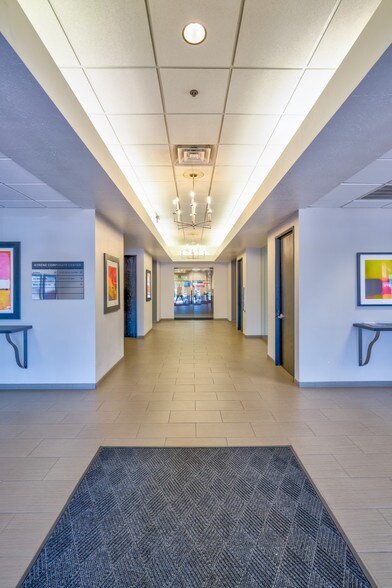 9280 S Kyrene Rd, Tempe, AZ à louer - Hall d’entrée – Image 3 sur 5