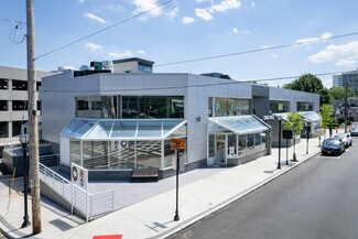 Plus de détails pour 2024 Center Ave, Fort Lee, NJ - Local commercial à louer