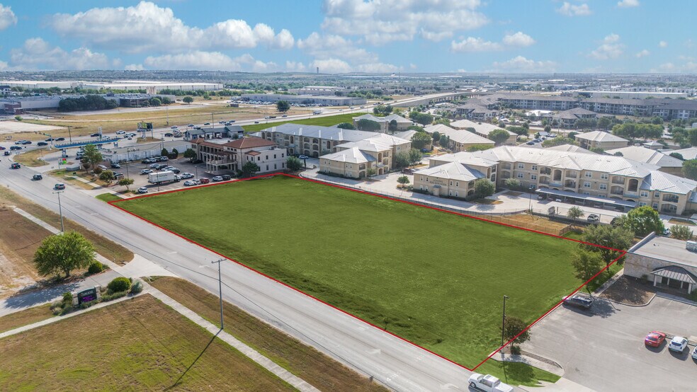 TBD E Common St, New Braunfels, TX à vendre - Photo de l’immeuble – Image 2 sur 4