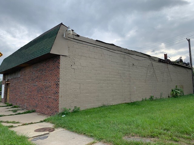 8305 Livernois Ave, Detroit, MI à vendre - Photo principale – Image 1 sur 4