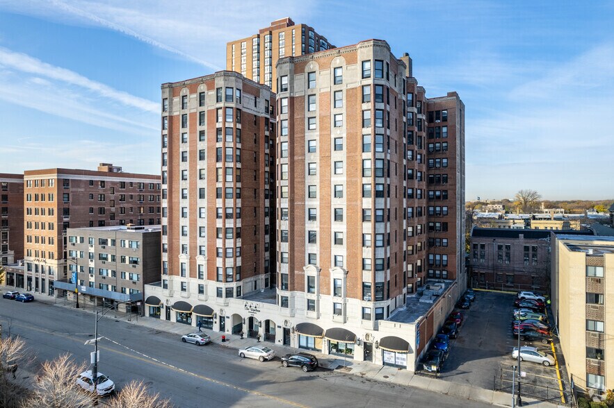5240 N Sheridan Rd, Chicago, IL à louer - Photo principale – Image 1 sur 38