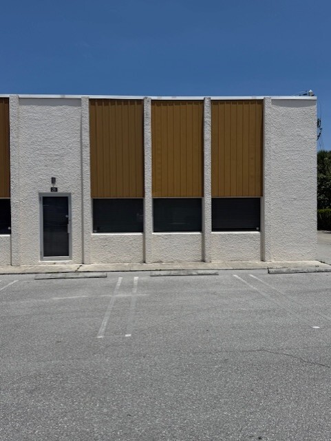1400 Alabama Ave, West Palm Beach, FL à louer Photo de l’immeuble– Image 1 sur 8