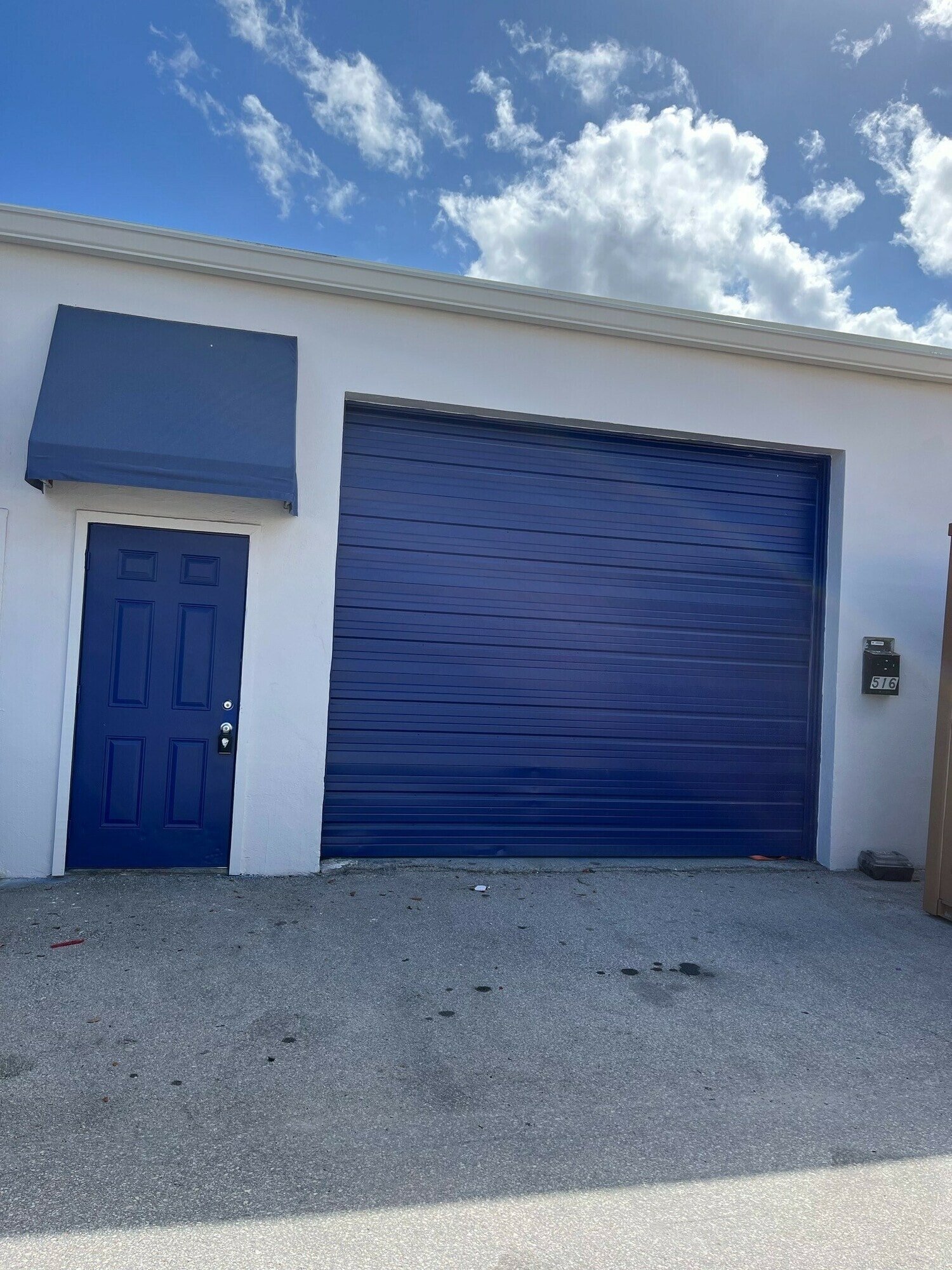 511-545 NE 32nd St, Oakland Park, FL à louer Photo de l’immeuble– Image 1 sur 6