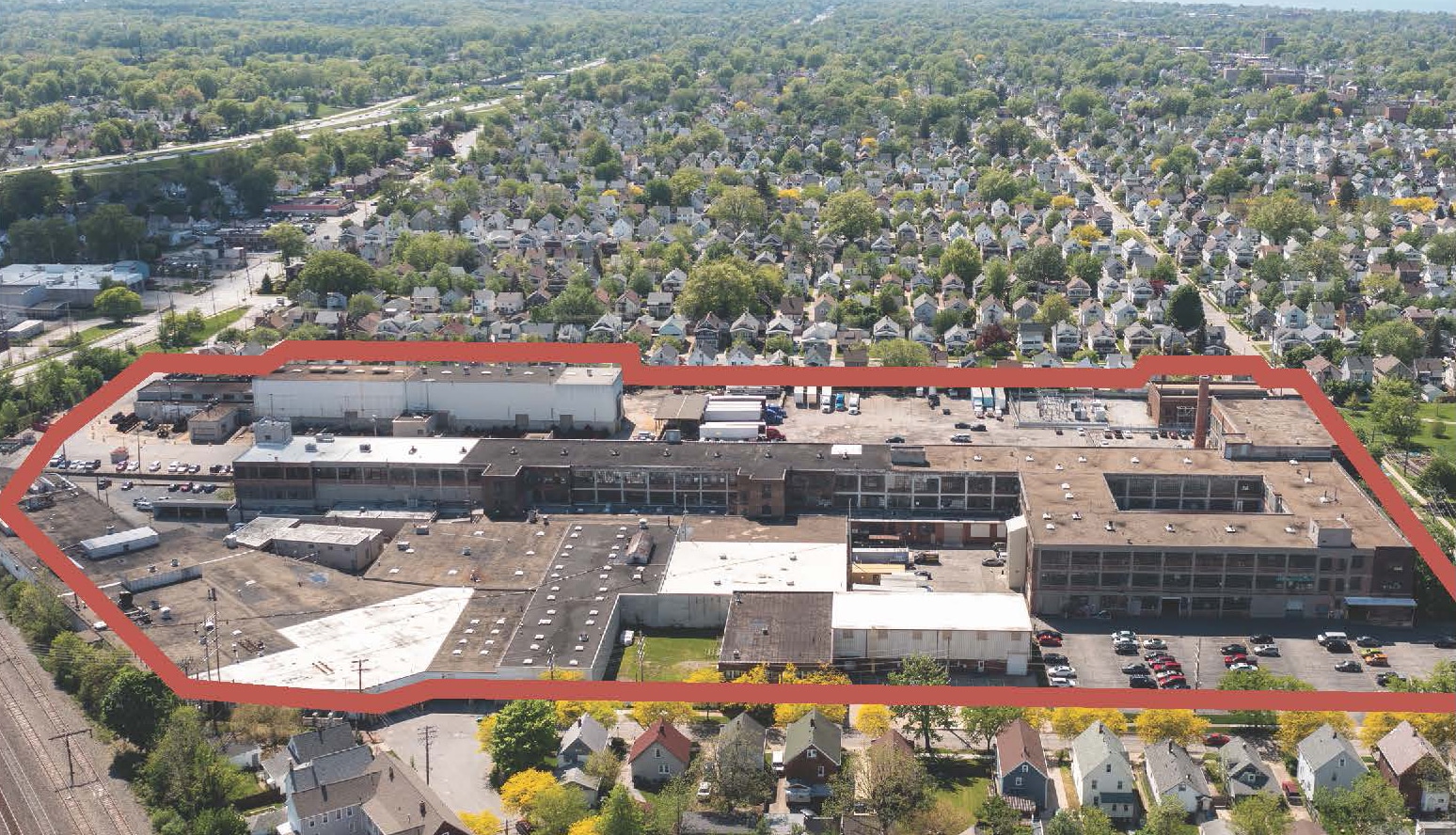 13000 Athens Ave, Lakewood, OH à louer Photo principale– Image 1 sur 2