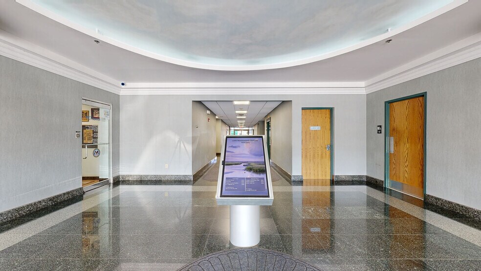 110A Meadowlands Pky, Secaucus, NJ à louer - Numérisation 3D Matterport – Image 2 sur 14