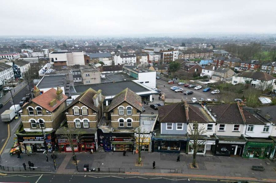 212 Selhurst Rd, Londres à vendre - Photo de l’immeuble – Image 2 sur 3