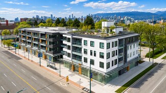 Plus de détails pour 451-471 E Broadway, Vancouver, BC - Logement à vendre