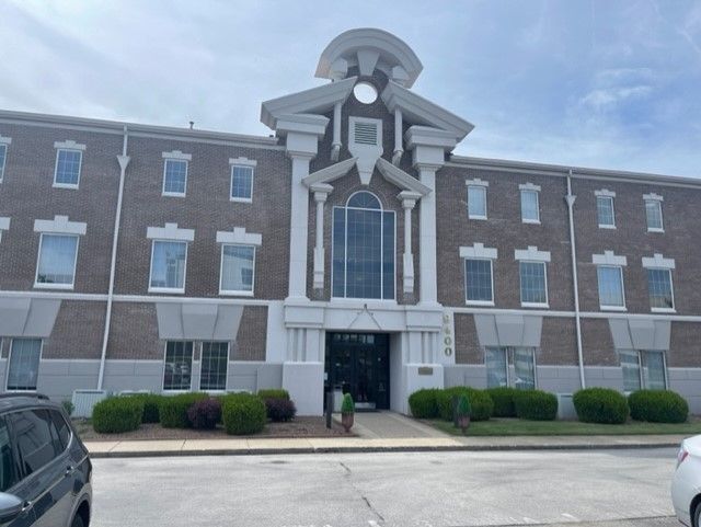 9400 Williamsburg Plaza, Louisville, KY à louer - Photo de l’immeuble – Image 3 sur 14