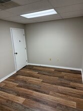 5304 S Florida Ave, Lakeland, FL à louer Photo intérieure– Image 1 sur 2