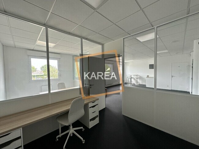 Plus de détails pour Bureau à louer