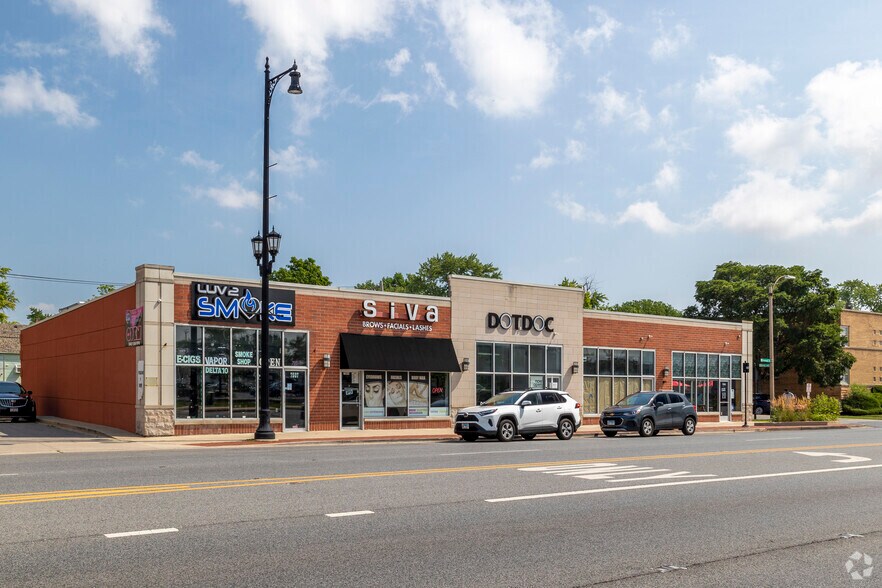 7501-7507 W Roosevelt Rd, Forest Park, IL à vendre - Photo de l’immeuble – Image 2 sur 6