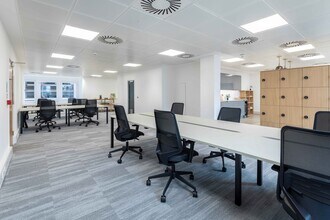 72 Cannon St, Londres à louer Photo intérieure– Image 1 sur 6