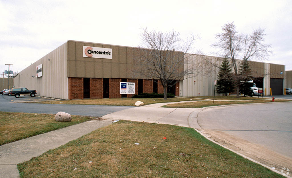 800 Hollywood Ave, Itasca, IL à louer Photo de l’immeuble– Image 1 sur 3