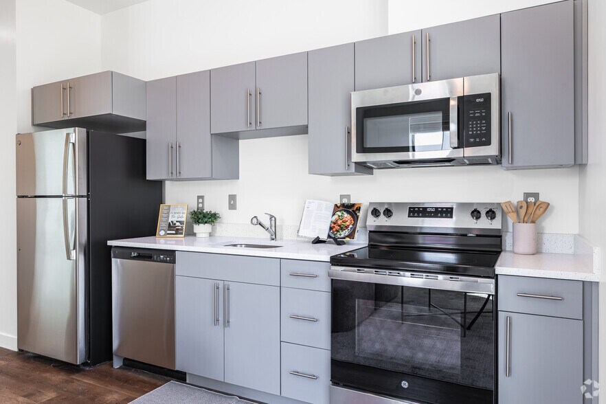 144 S 500 E, Salt Lake City, UT à louer - Photo intérieure – Image 2 sur 29