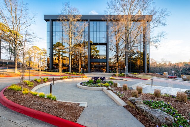 10801 Executive Center Dr, Little Rock, AR à louer Photo principale– Image 1 sur 6