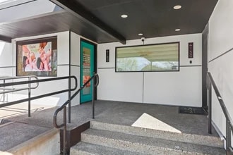 4180 SW 110th Ave, Beaverton, OR à louer Photo de l’immeuble– Image 2 sur 6