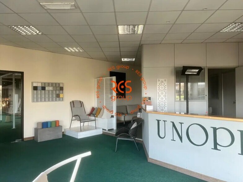 Bureau dans Cadaujac à louer - Photo de l’immeuble – Image 2 sur 6