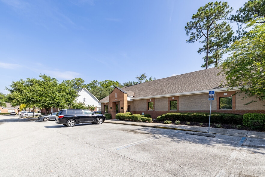 4487 Baymeadows Rd, Jacksonville, FL à vendre - Photo de l’immeuble – Image 3 sur 14