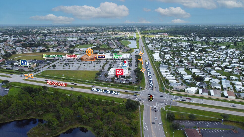 1928-2000 Kings Hwy, Port Charlotte, FL à louer - Photo de l’immeuble – Image 2 sur 6