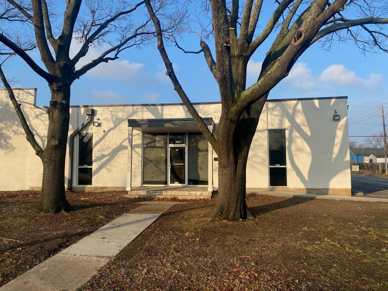 113 NW 14th St, Grand Prairie, TX à louer - Photo de l’immeuble – Image 3 sur 7