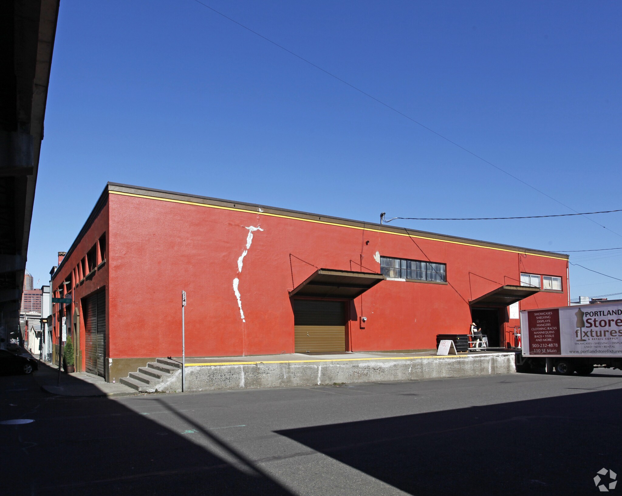 133 SE Madison St, Portland, OR à louer Photo principale– Image 1 sur 6