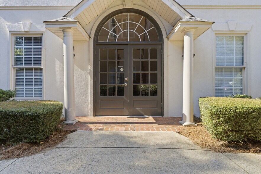 2854 Johnson Ferry Rd, Marietta, GA à vendre - Photo de l’immeuble – Image 2 sur 22
