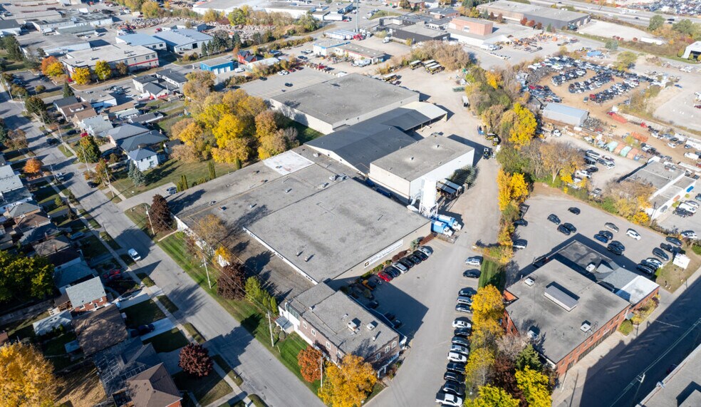 888 Guelph St, Kitchener, ON à vendre - Photo de l’immeuble – Image 3 sur 19