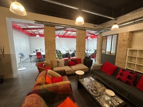 44 Rue Richer, Paris à louer Photo intérieure– Image 2 sur 10