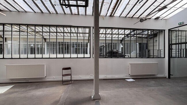 Plus de détails pour 18 Rue Du Faubourg Du Temple, Paris - Bureau à louer