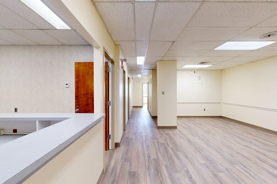 30 Medical Plz, Upland, PA à vendre - Numérisation 3D Matterport – Image 3 sur 26