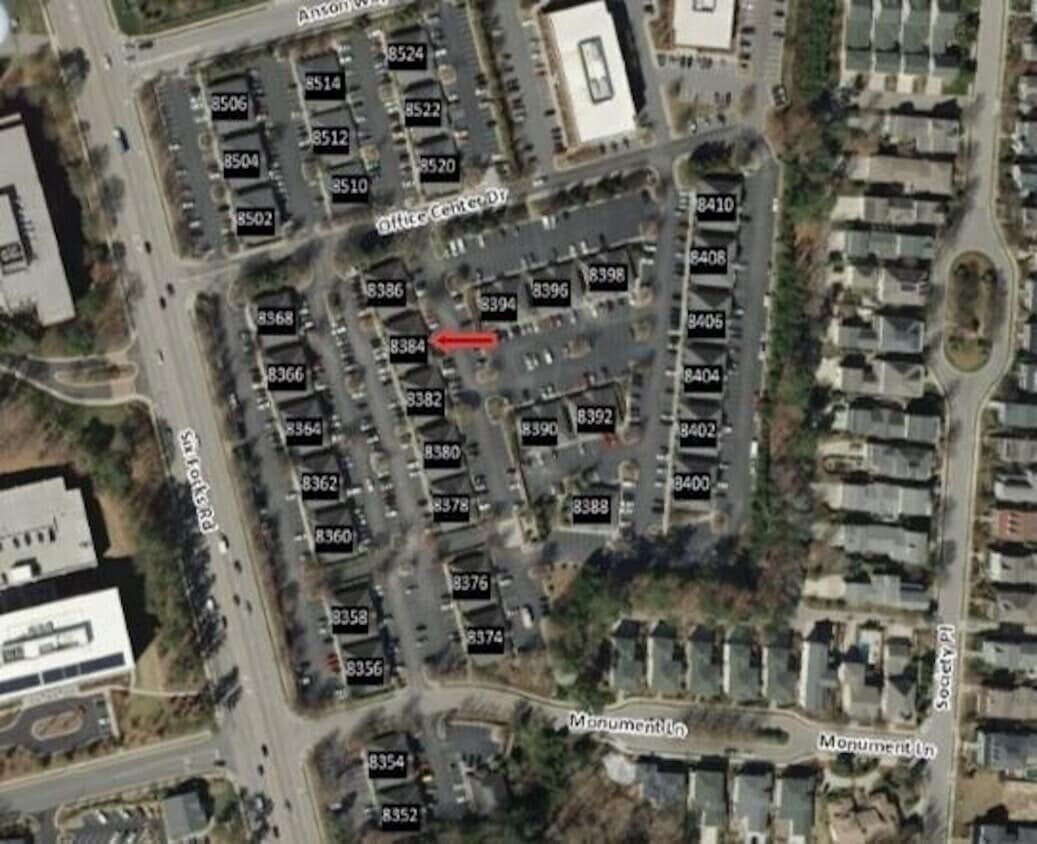 8384 Six Forks Rd, Raleigh, NC à louer Photo intérieure– Image 1 sur 14