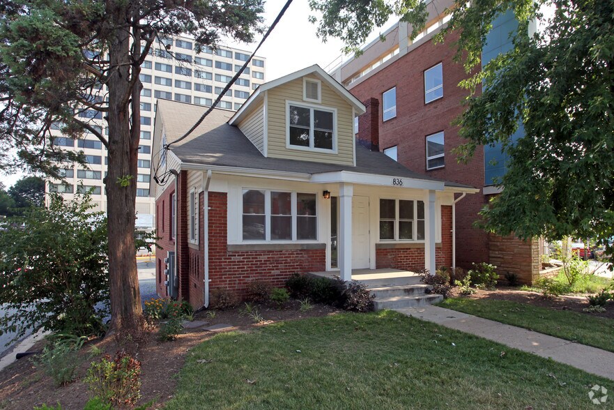 836 Bonifant St, Silver Spring, MD à vendre - Photo de l’immeuble – Image 1 sur 14
