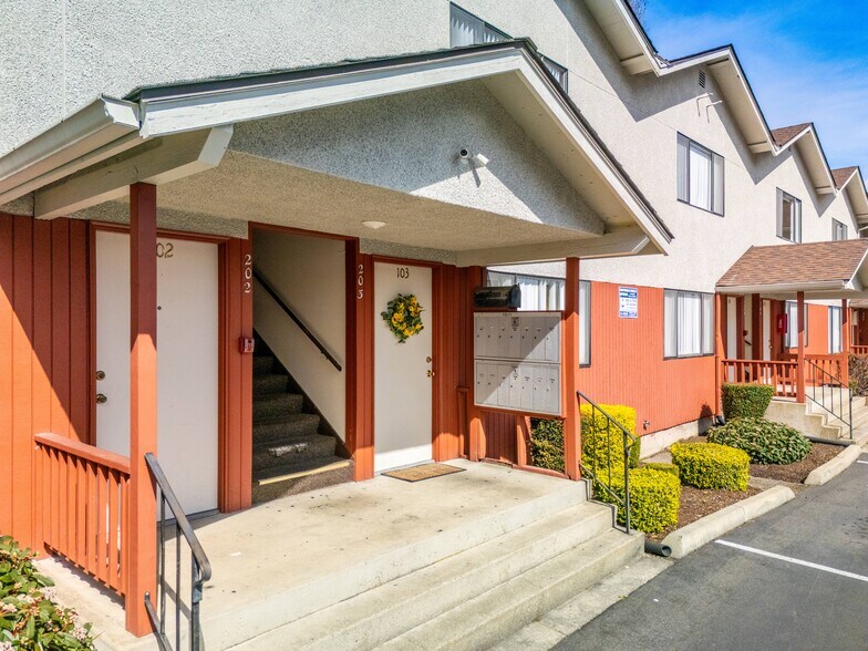 14132 37th Ave S, Tukwila, WA à vendre - Photo de l’immeuble – Image 2 sur 15