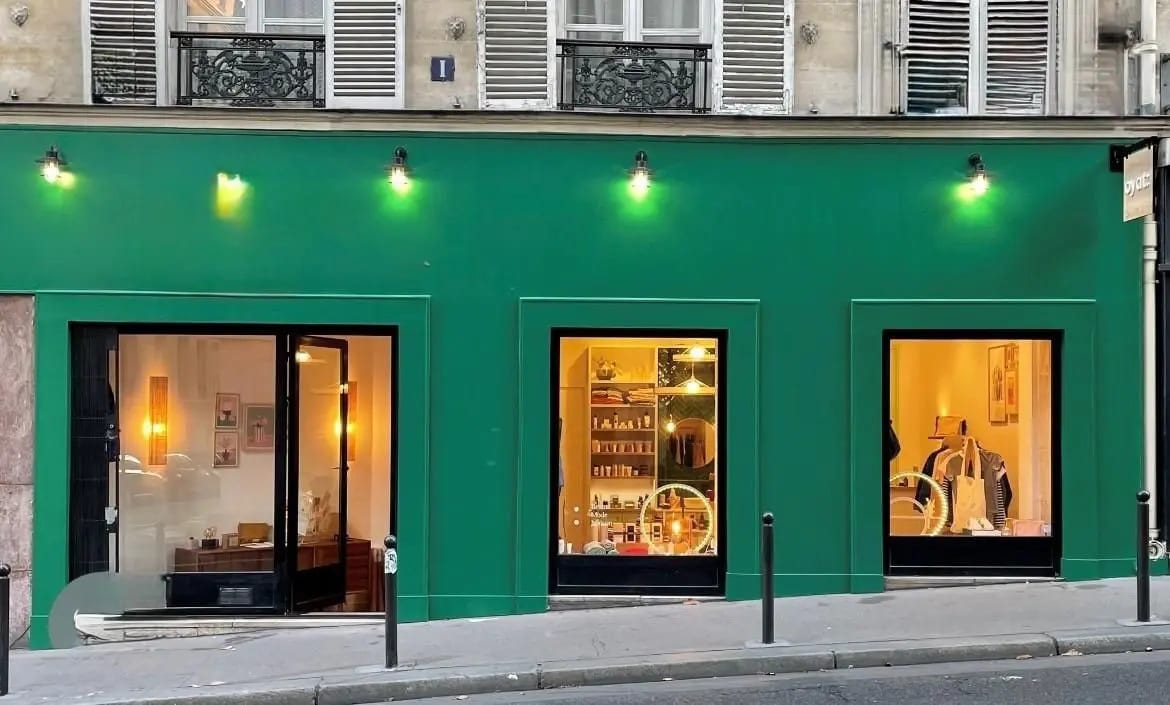 Local commercial dans Paris à louer Photo de l’immeuble– Image 1 sur 2