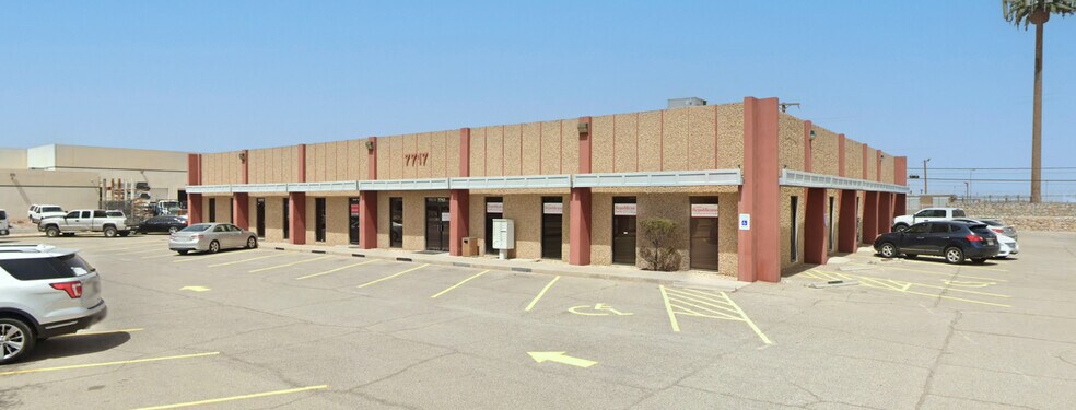 7717 Lockheed Dr, El Paso, TX à louer - Photo de l’immeuble – Image 3 sur 8