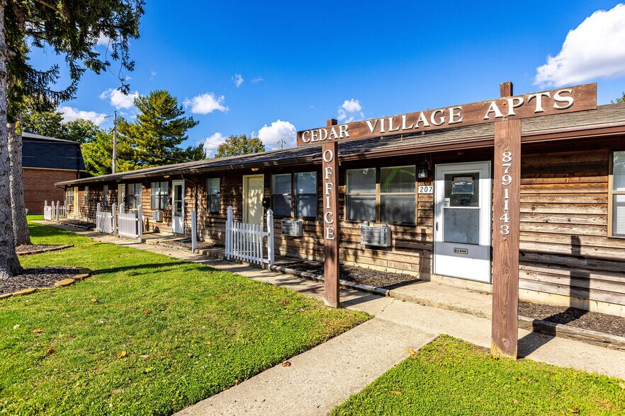 207 W Funderburg Rd, Fairborn, OH à vendre - Photo de l’immeuble – Image 2 sur 28