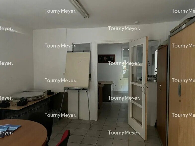 Local d’activités dans Saint-Avé à louer - Photo de l’immeuble – Image 3 sur 4