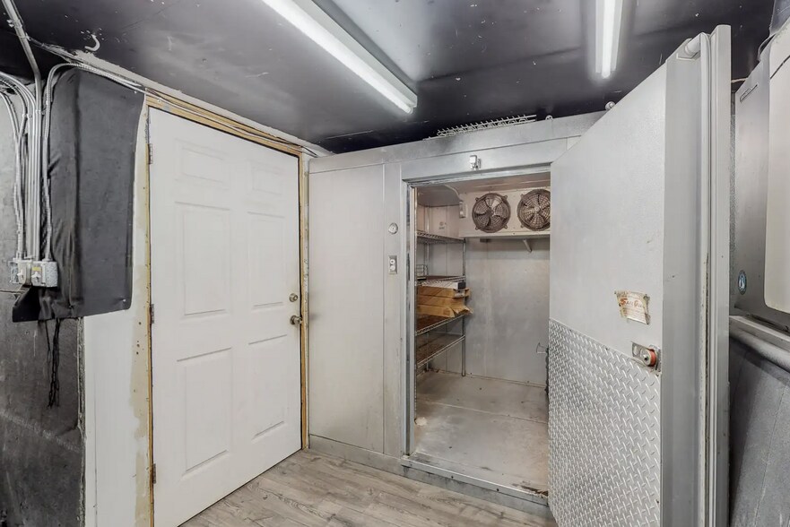 211 Gold Ave SW, Albuquerque, NM à vendre - Photo intérieure – Image 3 sur 28